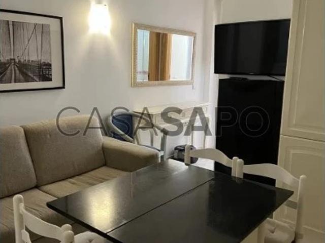 Apartamento alugar em Quarteira