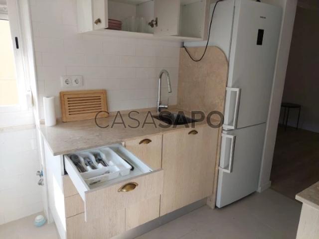 Apartamento alugar em Santiago Dos Velhos, Lisboa