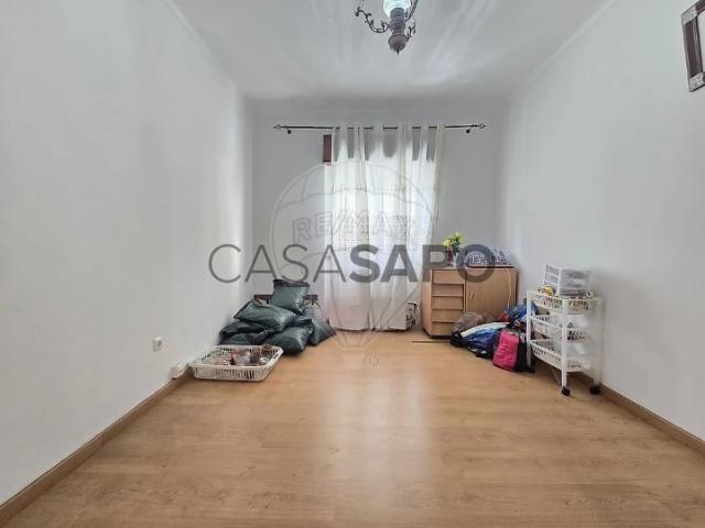 Apartamento alugar em Pirescoxe, Santiago Dos Velhos