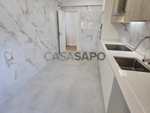 Apartamento alugar em Casal do Chapim, Odivelas