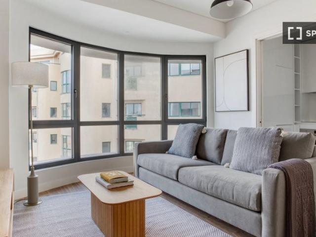 Apartamento alugar em São Francisco Xavier, Lisboa