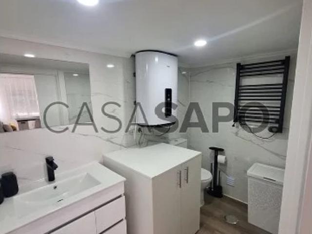 Apartamento alugar em Urbanização Solário da Praia, Armação De Pêra