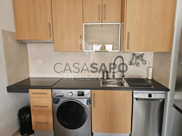 Apartamento alugar em Pêra