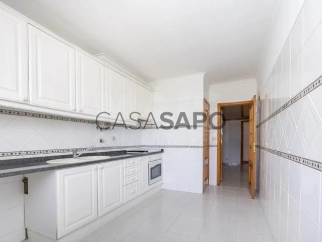 Apartamento alugar em Forte Da Casa, Lisboa