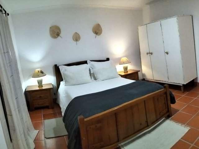 Apartamento alugar em Santo António Da Charneca, Setúbal