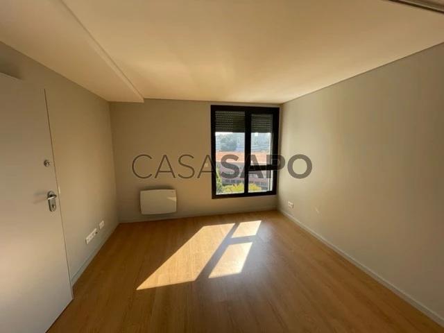 Apartamento alugar em Porto, Lordelo Do Ouro