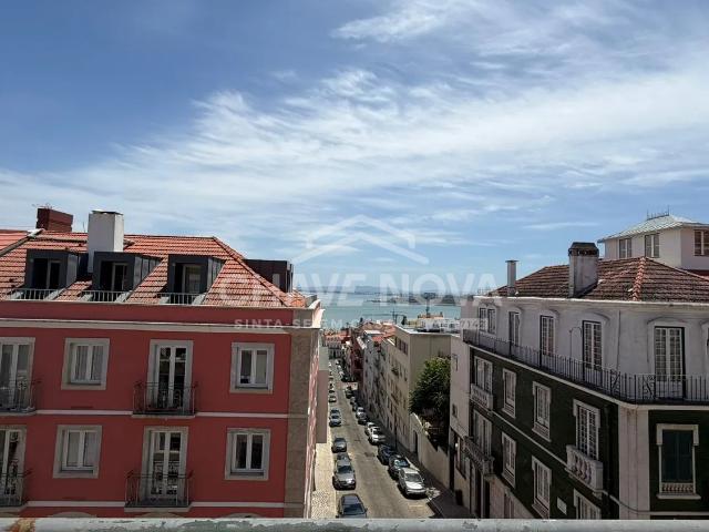 Apartamento alugar em Estrela, Lisboa