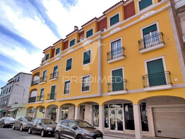 Apartamento alugar em Almeirim