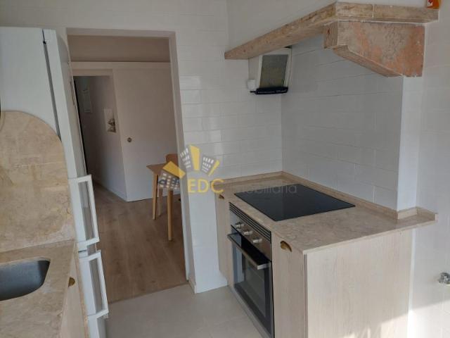 Apartamento alugar em Santiago Dos Velhos, Lisboa