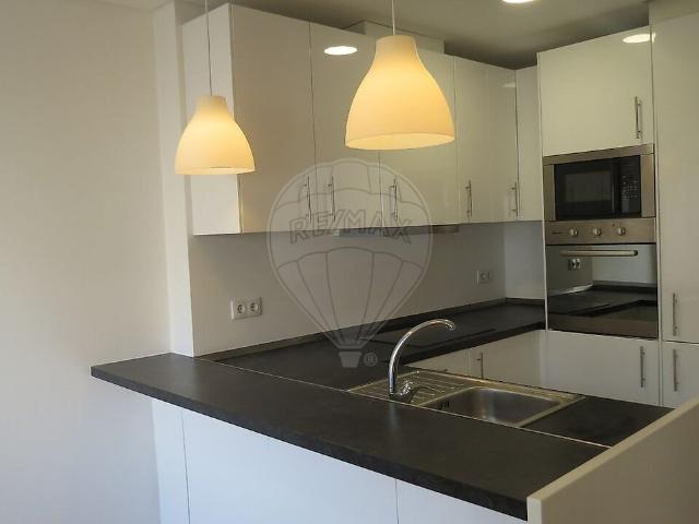 Apartamento alugar em Águas Livres, Amadora