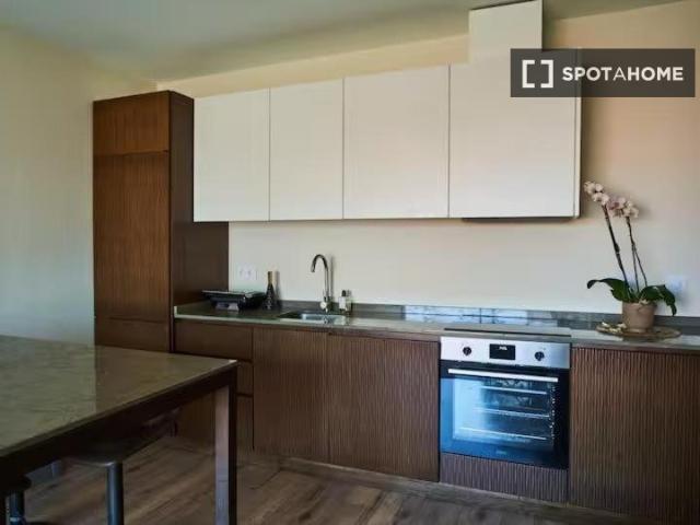 Apartamento alugar em Torcatas, Almada