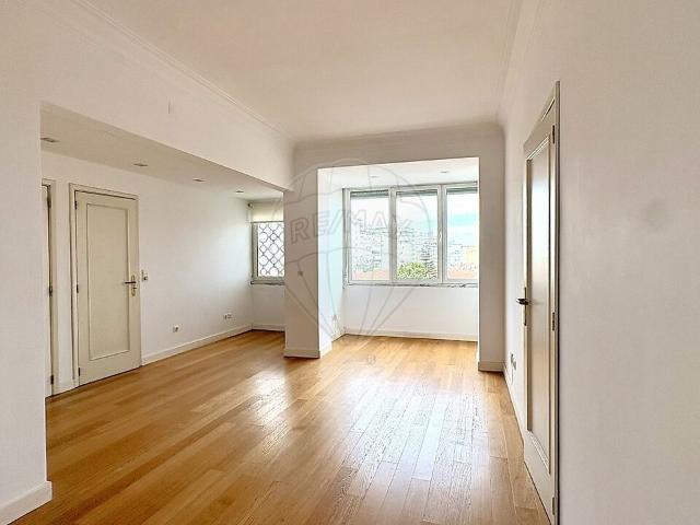 Apartamento alugar em Alvalade, Lisboa