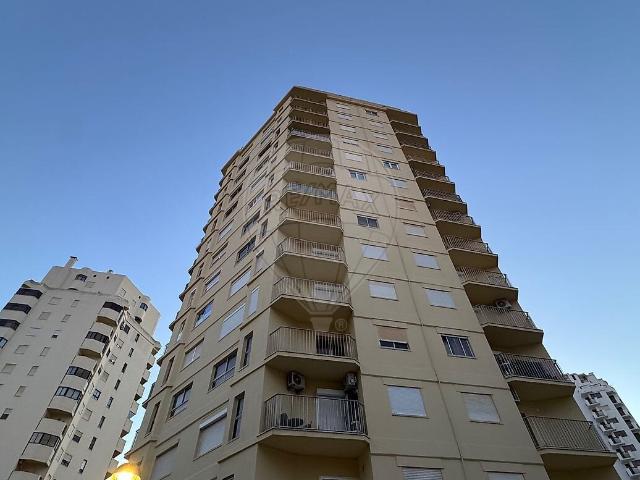 Apartamento alugar em Armação de Pêra, Faro
