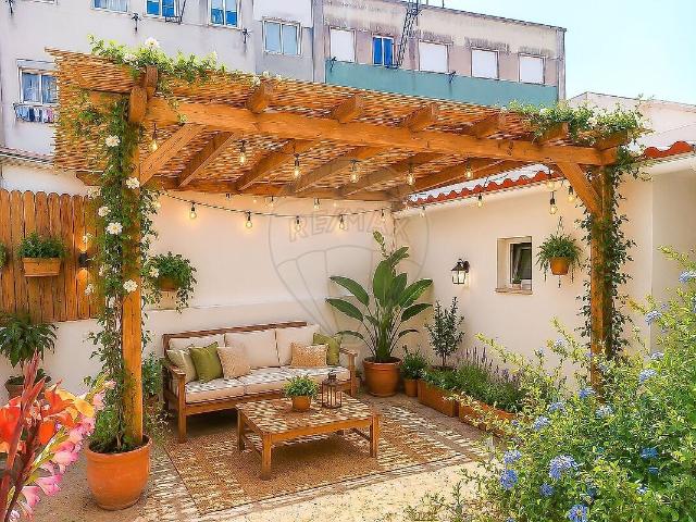 Apartamento alugar em Cacém, Cacém e São Marcos