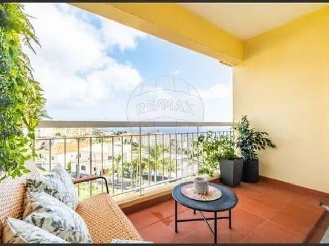 Apartamento alugar em Vargem, Santa Cruz