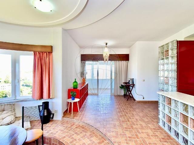 Apartamento alugar em Bairro J. Pimenta, Cascais