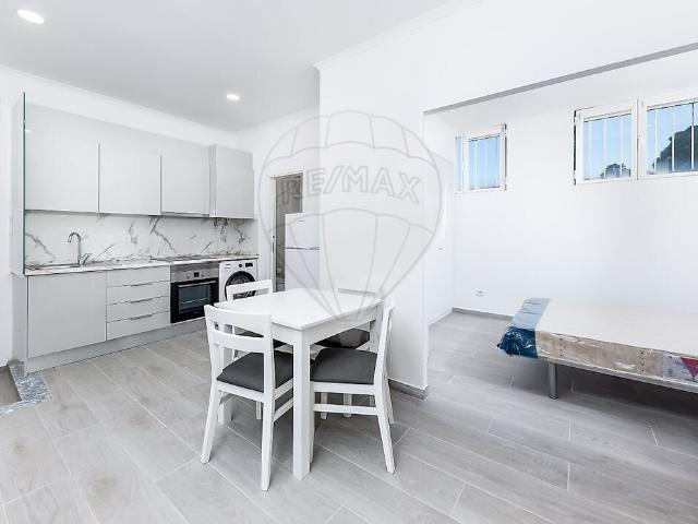 Apartamento alugar em Bairro do Condado, Lisboa