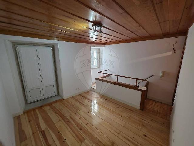 Apartamento alugar em São Vicente de Fora, Lisboa