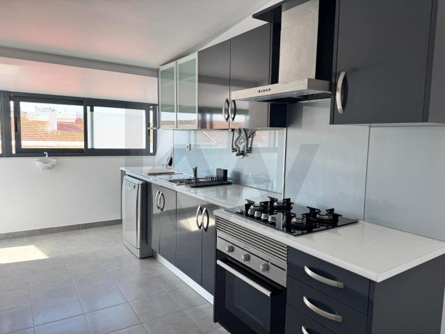 Apartamento alugar em Cova da Piedade, Almada