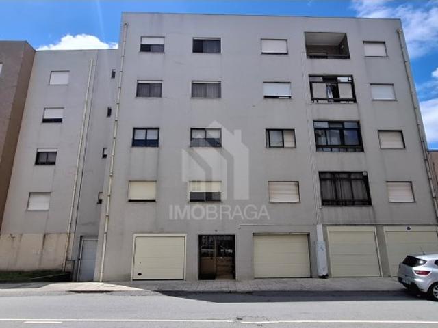 Apartamento venda em Lamaçães, Braga