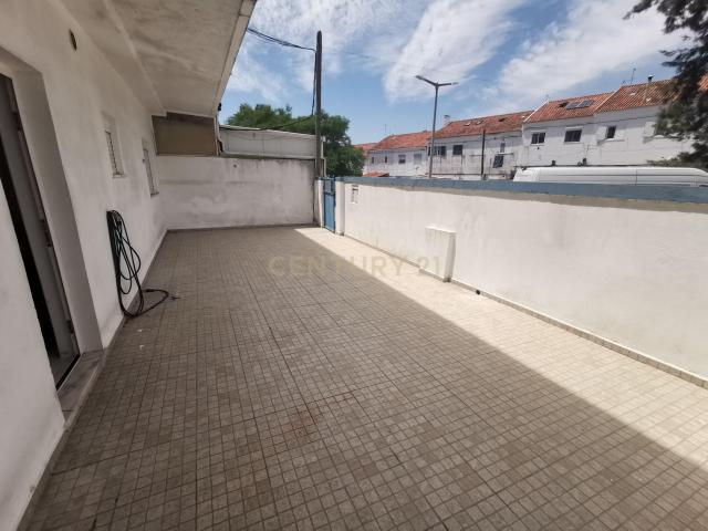 Apartamento venda em Almada, Setúbal