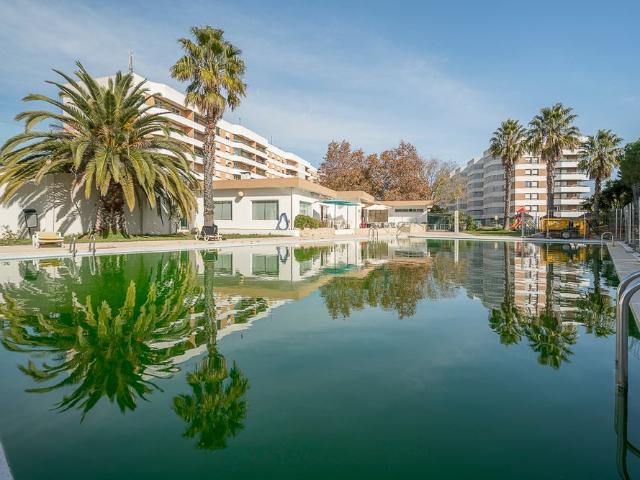 Apartamento alugar em Núcleo Urbano Histórico de Oeiras, Oeiras