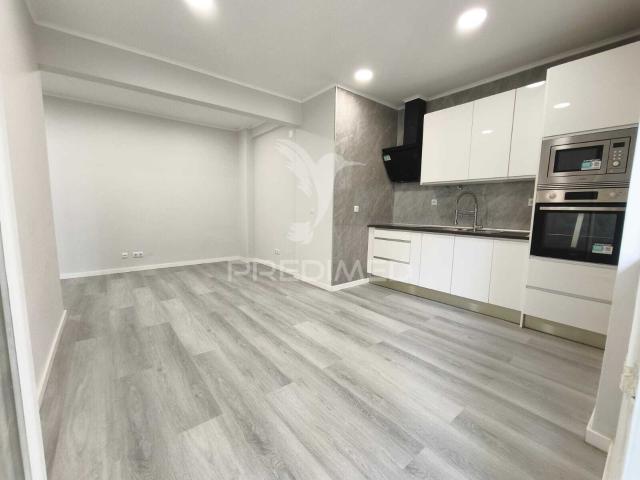 Apartamento venda em Falagueira, Amadora