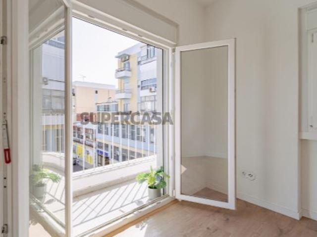 Casa venda em Cacilhas, Almada