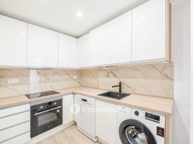 Apartamento venda em Bairro de São Miguel, Lisboa
