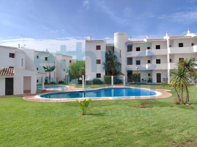 Apartamento alugar em Quarteira, Loulé
