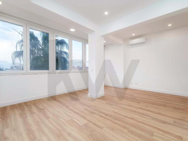 Apartamento venda em Faro