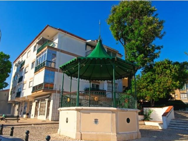 Apartamento alugar em Núcleo Urbano Histórico de Algés, Oeiras
