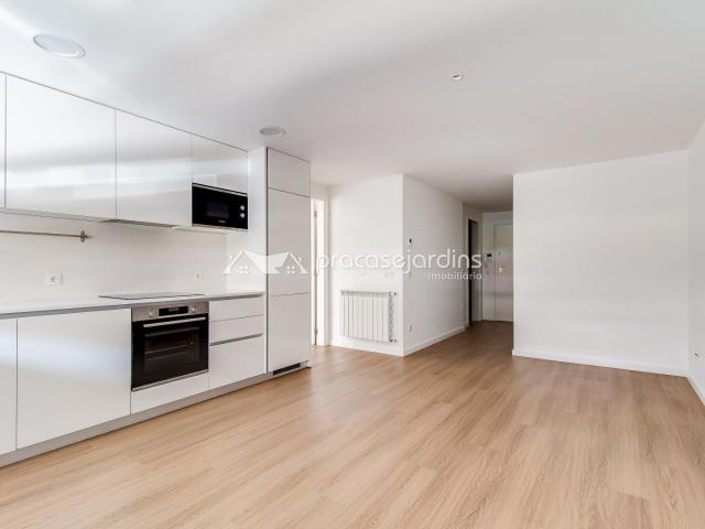 Apartamento alugar em Cruz d'Areia, Leiria