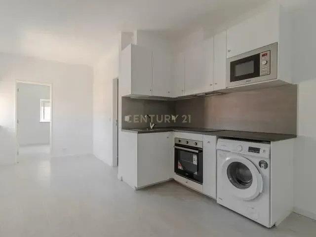 Apartamento venda em Rouxinol, Porto De Mós