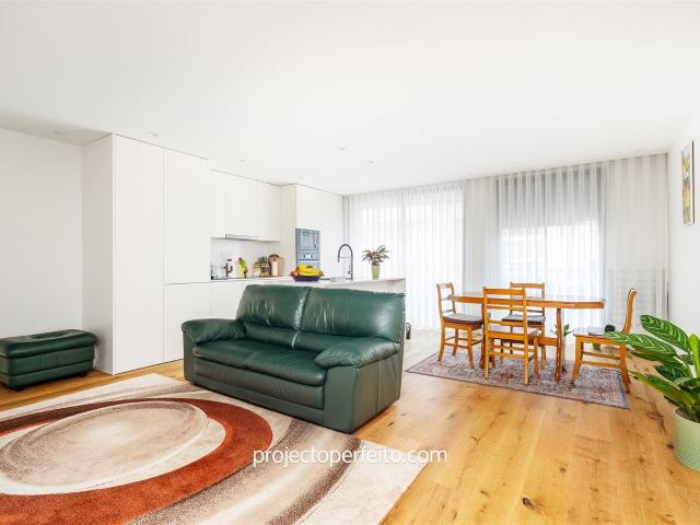 Apartamento venda em Anta, Aveiro