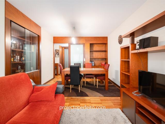 Apartamento venda em Porto