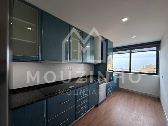 Apartamento venda em Nova Sintra, A Ver-o-mar