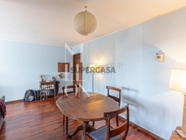 Casa venda em Porto, Lordelo Do Ouro