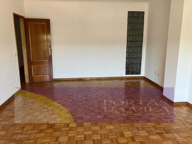 Apartamento venda em Creixomil, Salgueiral
