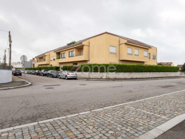 Apartamento alugar em Regedoura, Porto