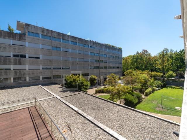 Apartamento alugar em Porto, Lordelo Do Ouro