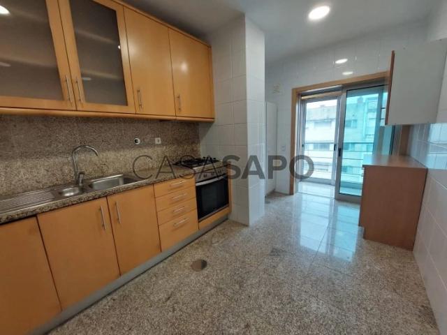 Apartamento alugar em Maia, Barca