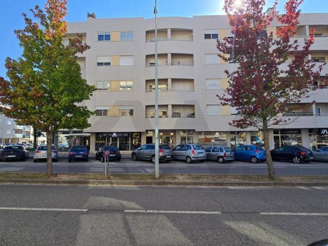 Apartamento alugar em Santa Maria da Feira, Travanca, Sanfins e Espargo, Santa Maria da Feira