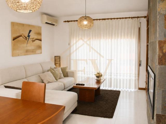 Apartamento venda em Assento, Guimarães