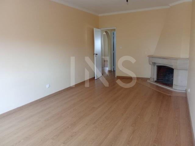 Apartamento alugar em Matos Cheirinhos, Cascais