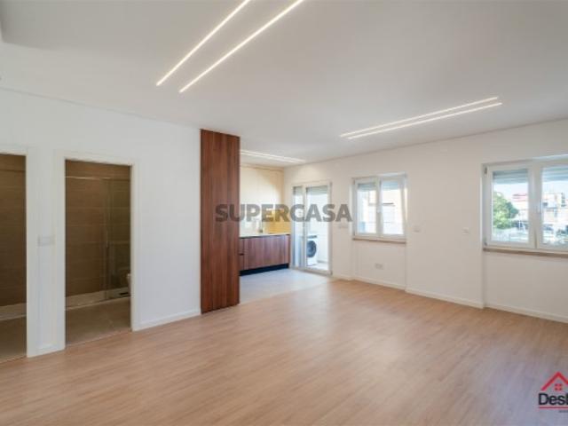 Casa venda em Cacilhas, Almada