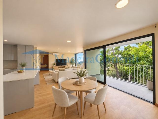 Apartamento venda em Zona Velha, Funchal