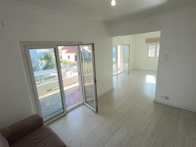 Apartamento alugar em Murtal, Cascais