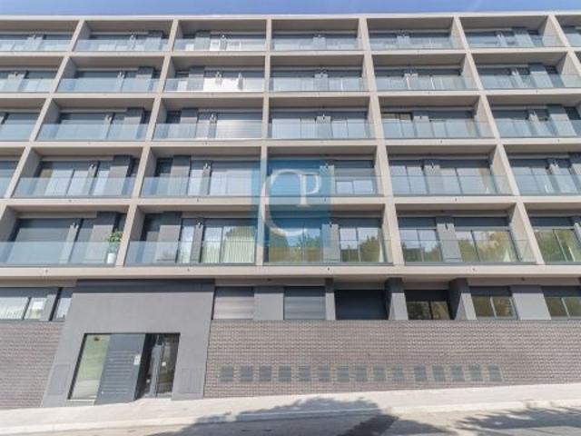 Apartamento alugar em Maia, Leandro