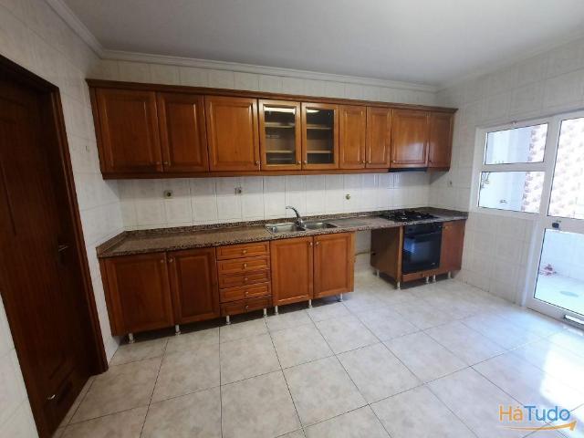 Apartamento venda em Chaves, Vila Real
